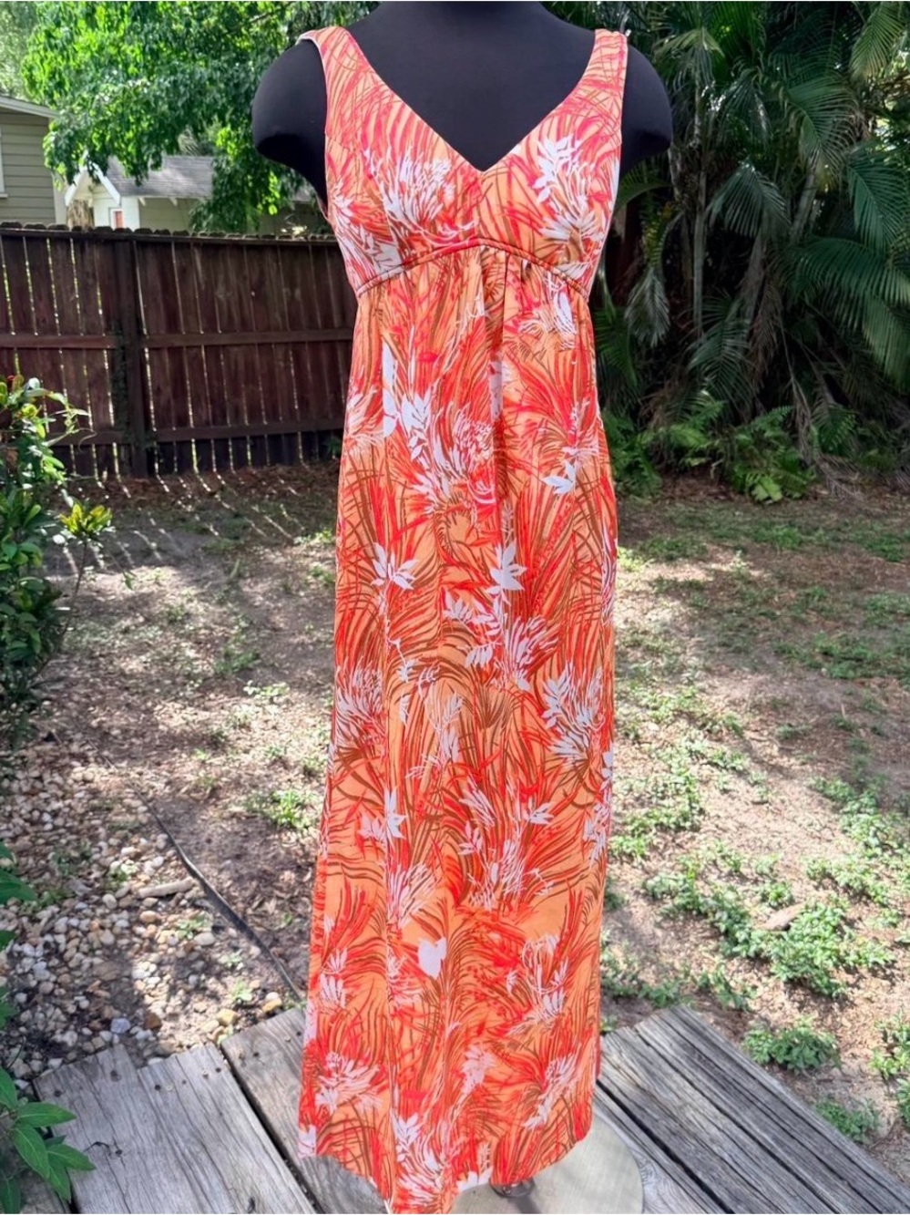 Vintage 60s 70s Hawaiian Tropical Floral Maxi Dress